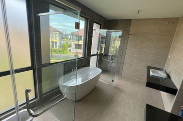 Isle of Botanica, Setia Eco Glades