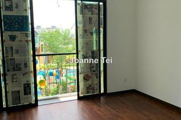 Jewels of Grasmere, Setia Marina