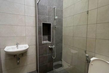 Jewels of Grasmere, Setia Marina