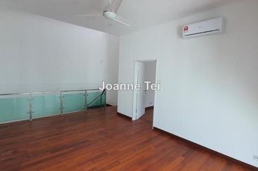 Clover Garden Residences