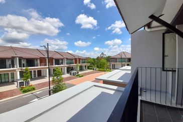 Isle of Botanica, Setia Eco Glades