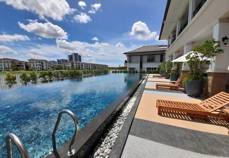 Isle of Botanica, Setia Eco Glades