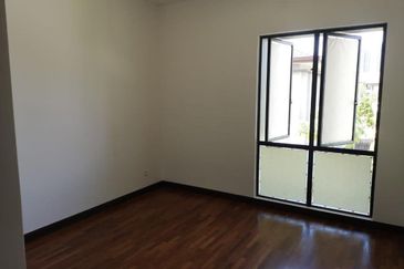 Isle of Botanica, Setia Eco Glades