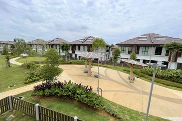 Isle of Botanica, Setia Eco Glades