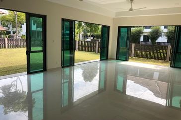 Charms of Nusantara, Setia Eco Glades