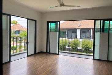 Charms of Nusantara, Setia Eco Glades