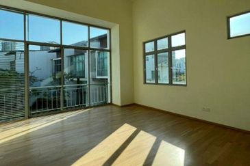 Symphony Hills Schubert