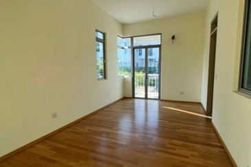 Symphony Hills Schubert