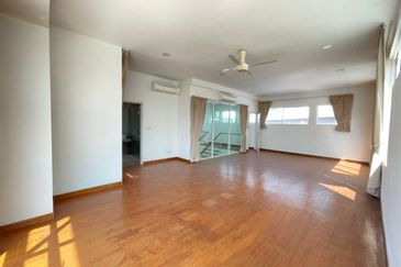 Jacaranda Garden Residence