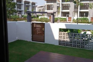 Mozart, Symphony Hills