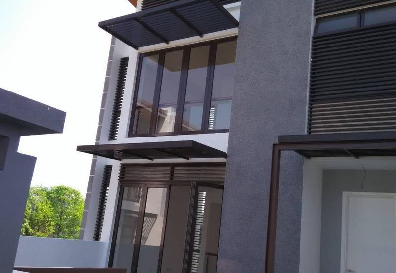 Mozart, Symphony Hills