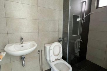 Jewels of Grasmere, Setia Marina