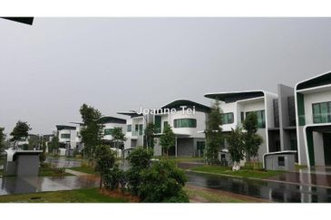 Lepironia Gardens, Setia Eco Glades