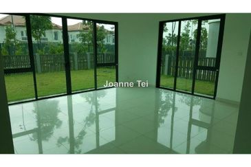 Lepironia Gardens, Setia Eco Glades