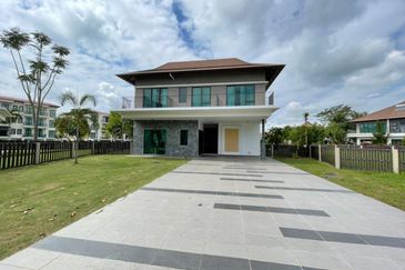 Charms of Nusantara, Setia Eco Glades