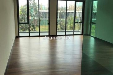 Charms of Nusantara, Setia Eco Glades