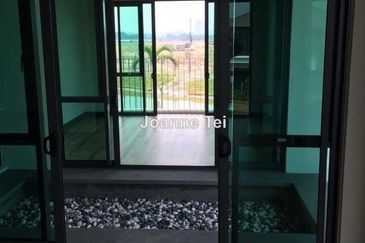 Charms of Nusantara, Setia Eco Glades