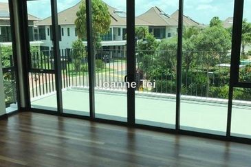 Charms of Nusantara, Setia Eco Glades