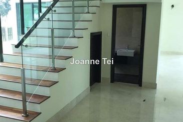 Charms of Nusantara, Setia Eco Glades