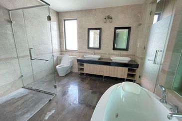 Charms of Nusantara, Setia Eco Glades