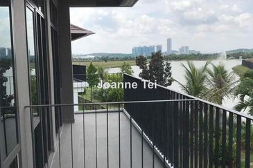 Charms of Nusantara, Setia Eco Glades