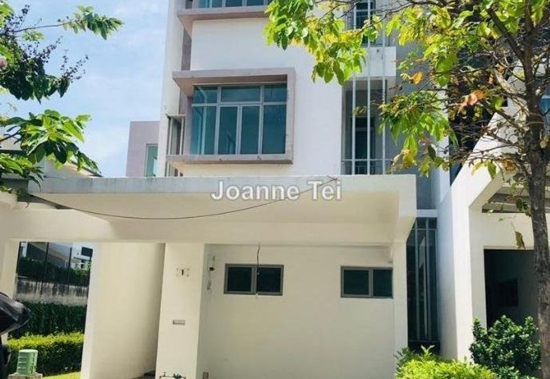 Symphony Hills Schubert