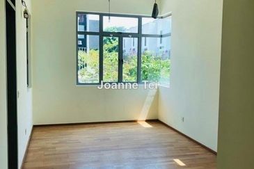 Symphony Hills Schubert