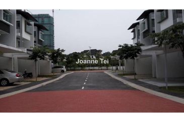 Symphony Hills Schubert