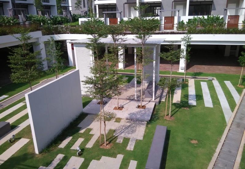 Mozart, Symphony Hills