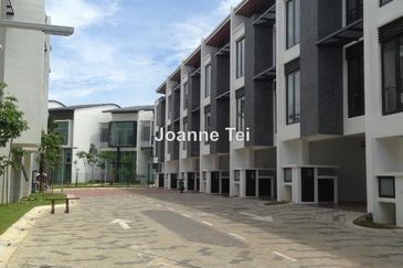 Mozart, Symphony Hills