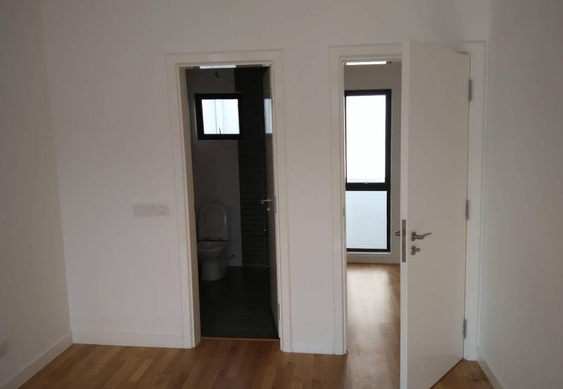 Mozart, Symphony Hills