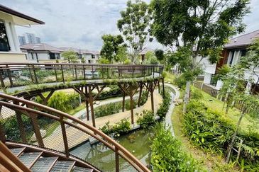 Isle of Botanica, Setia Eco Glades
