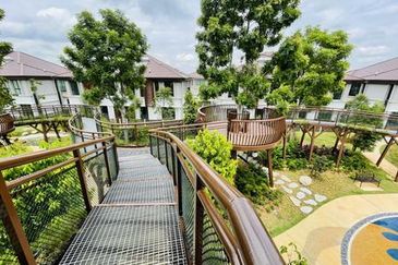 Isle of Botanica, Setia Eco Glades