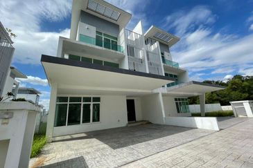 Clover Garden Residences