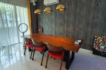 Trillium, Perdana Lakeview East