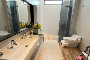 Trillium, Perdana Lakeview East