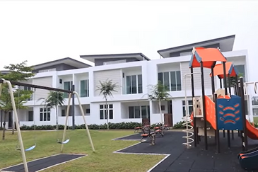 Trillium, Perdana Lakeview East