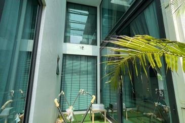 Trillium, Perdana Lakeview East