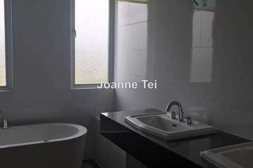 Eastern Heritage, Setia Eco Glades