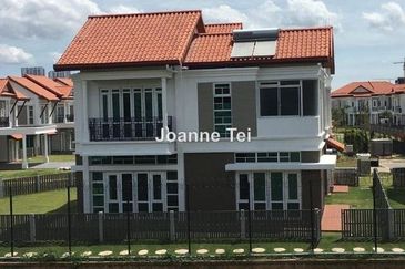 Eastern Heritage, Setia Eco Glades