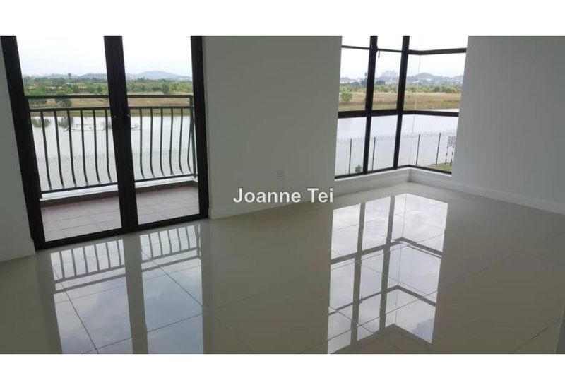 Isle of Kamares, Setia Eco Glades