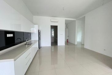 Isle of Kamares, Setia Eco Glades