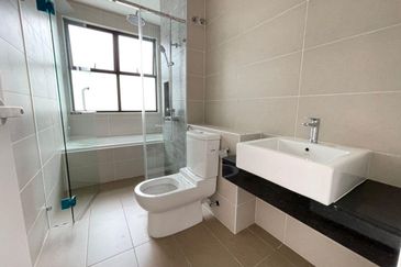 Isle of Kamares, Setia Eco Glades