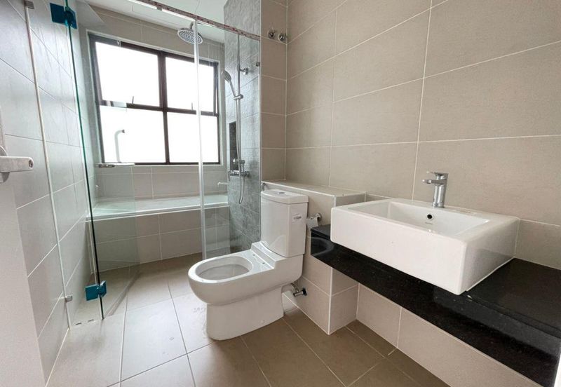 Isle of Kamares, Setia Eco Glades