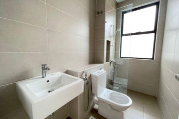 Isle of Kamares, Setia Eco Glades