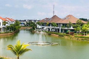 Isle of Kamares, Setia Eco Glades