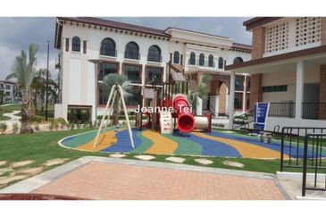 Isle of Kamares, Setia Eco Glades