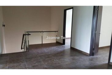 Charms of Nusantara, Setia Eco Glades