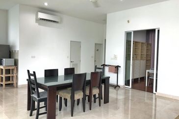 Jacaranda Garden Residence