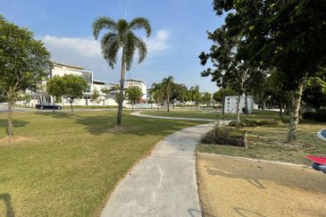 Jacaranda Garden Residence